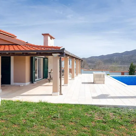 Dea - Luxury With Outdoor Swimming Pool Villa *