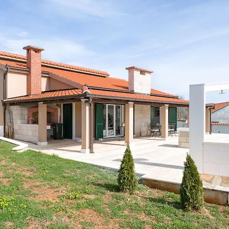 Dea - Luxury With Outdoor Swimming Pool Villa *